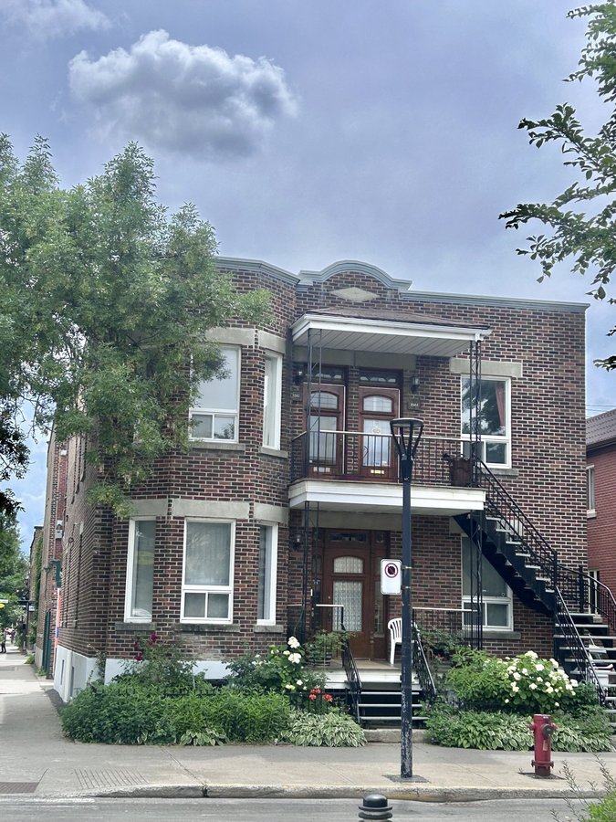 8502 Rue Drolet - Photo 1