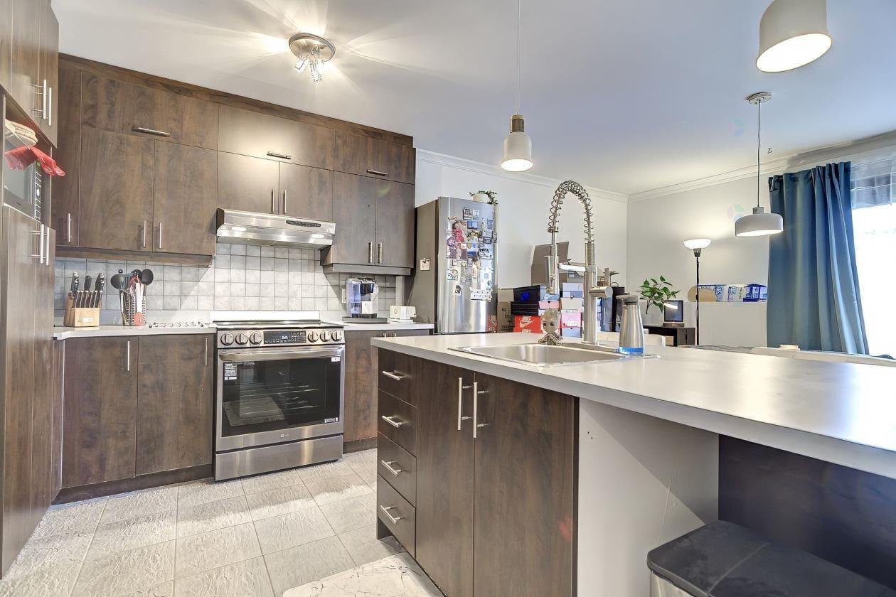 9104 Rue Notre-Dame Est - Photo 2