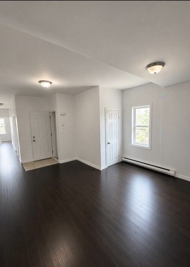 1405 Avenue Aird - Photo 1