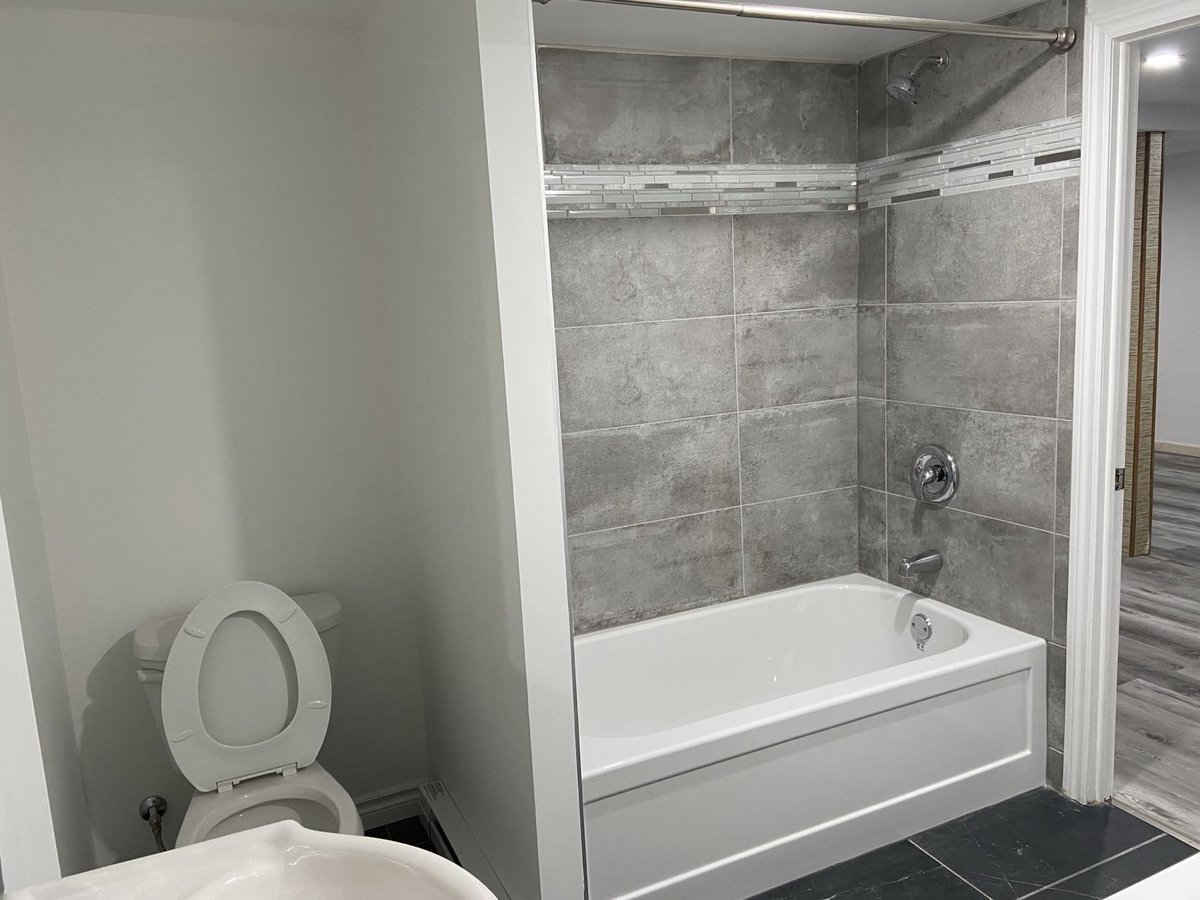 6086 Rue d'Aragon - Photo 8