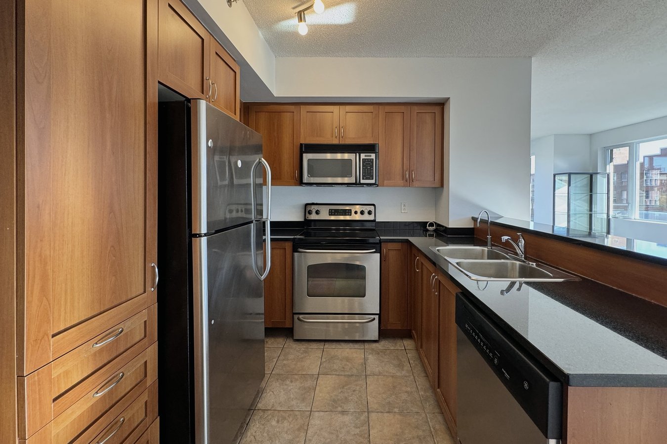 651 Rue de la Montagne - Photo 8