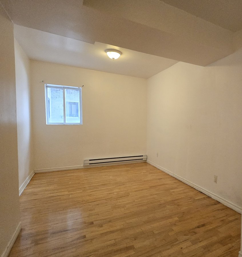 209 Avenue du Mont-Royal Ouest - Photo 4