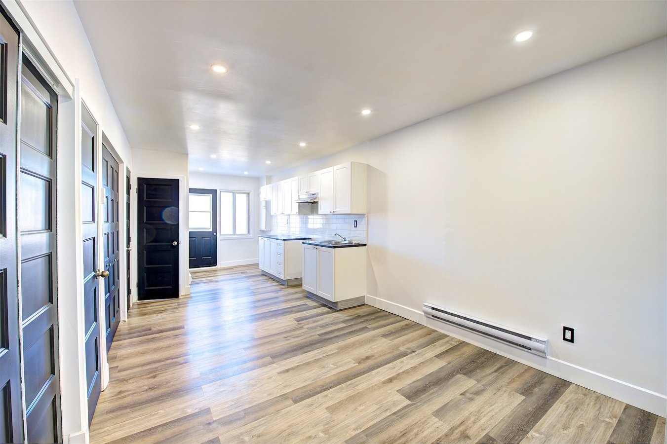 9461 Rue de Martigny - Photo 1