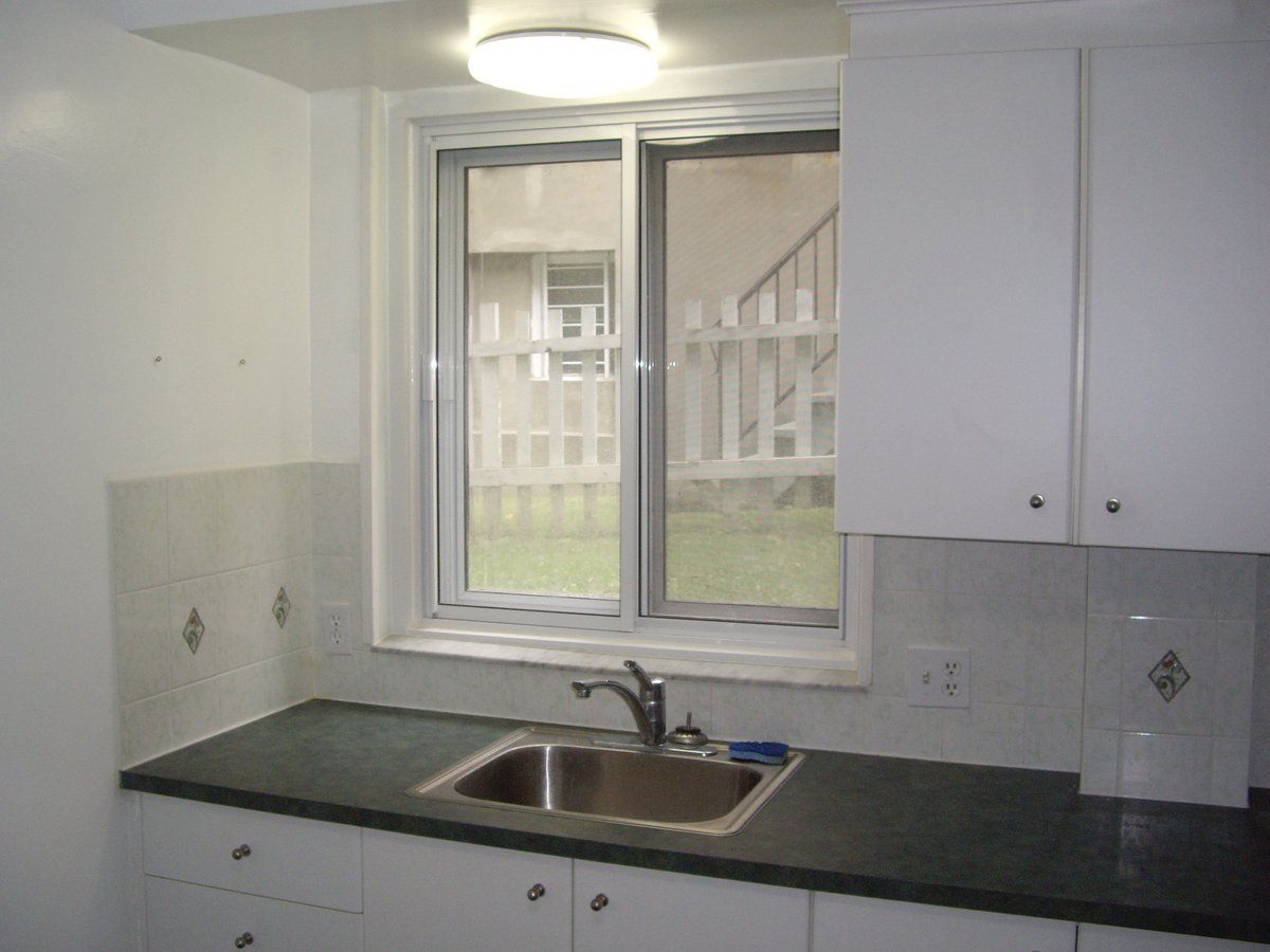 Avenue Lennox - Photo 1