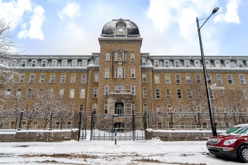 244 Rue Sherbrooke Est - Photo 16
