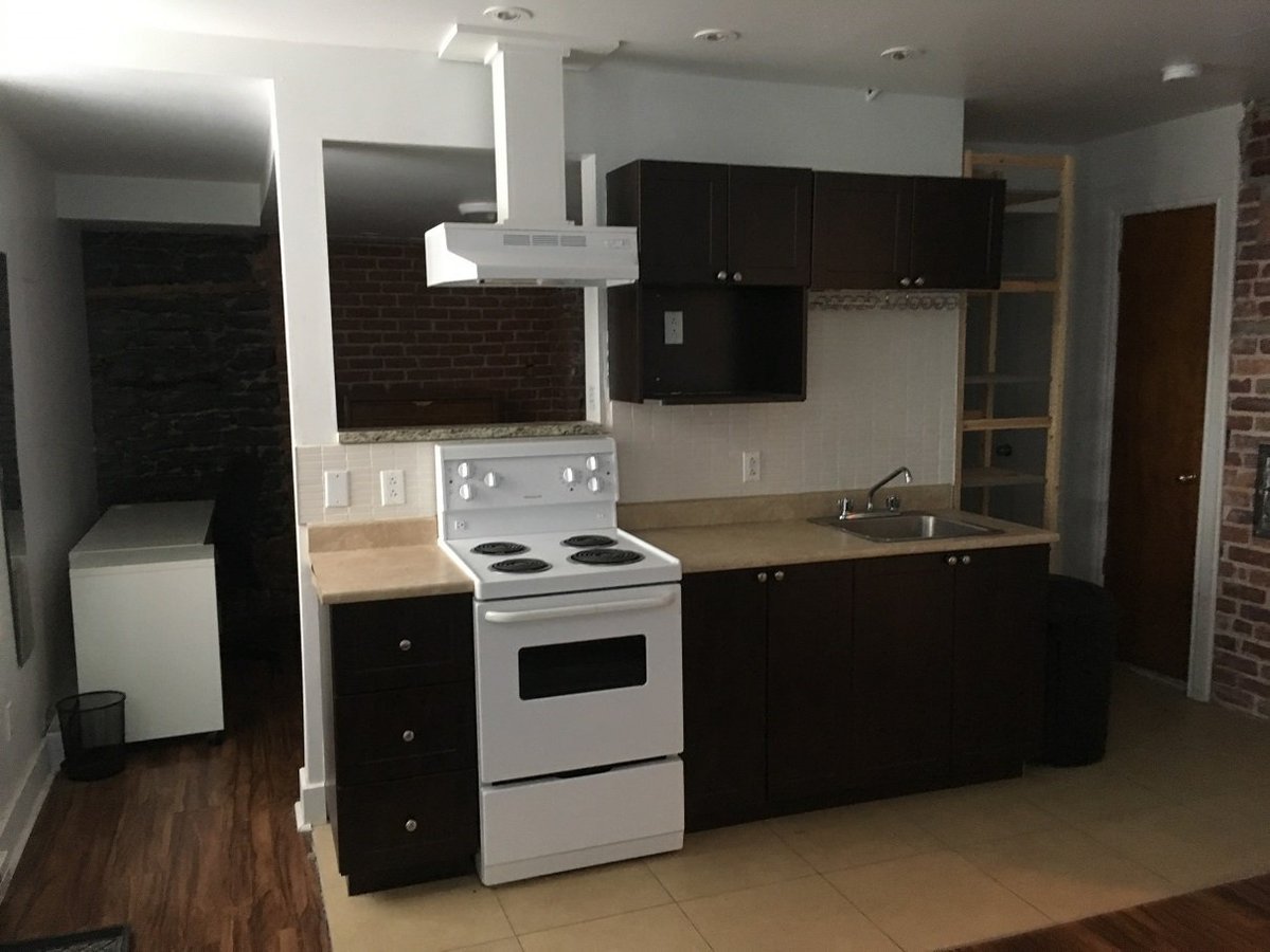 3591 Rue University - Photo 1