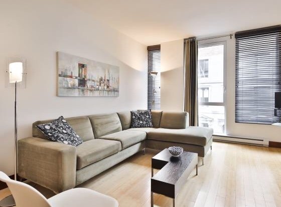 425 Rue Sainte-Hélène - Photo 1