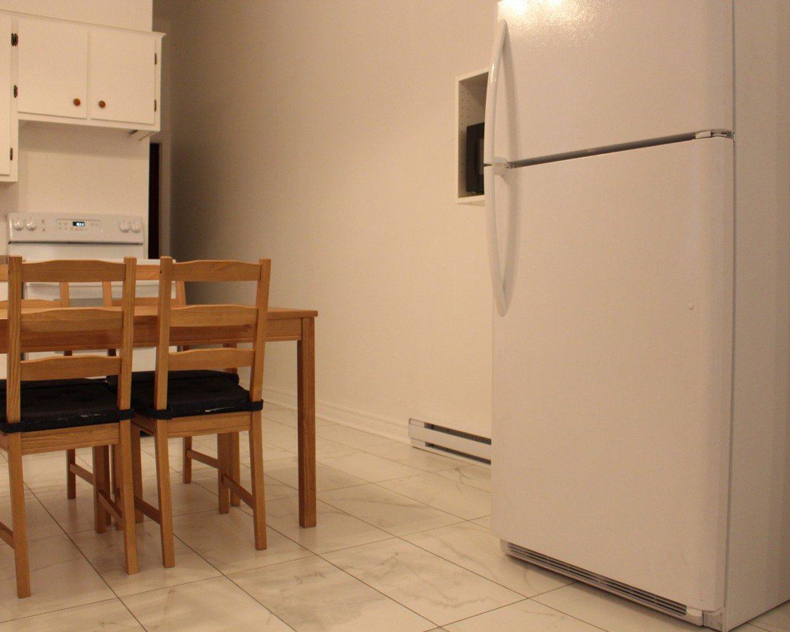 3 Bedroom Apartment Downtown Montreal - Photo 8