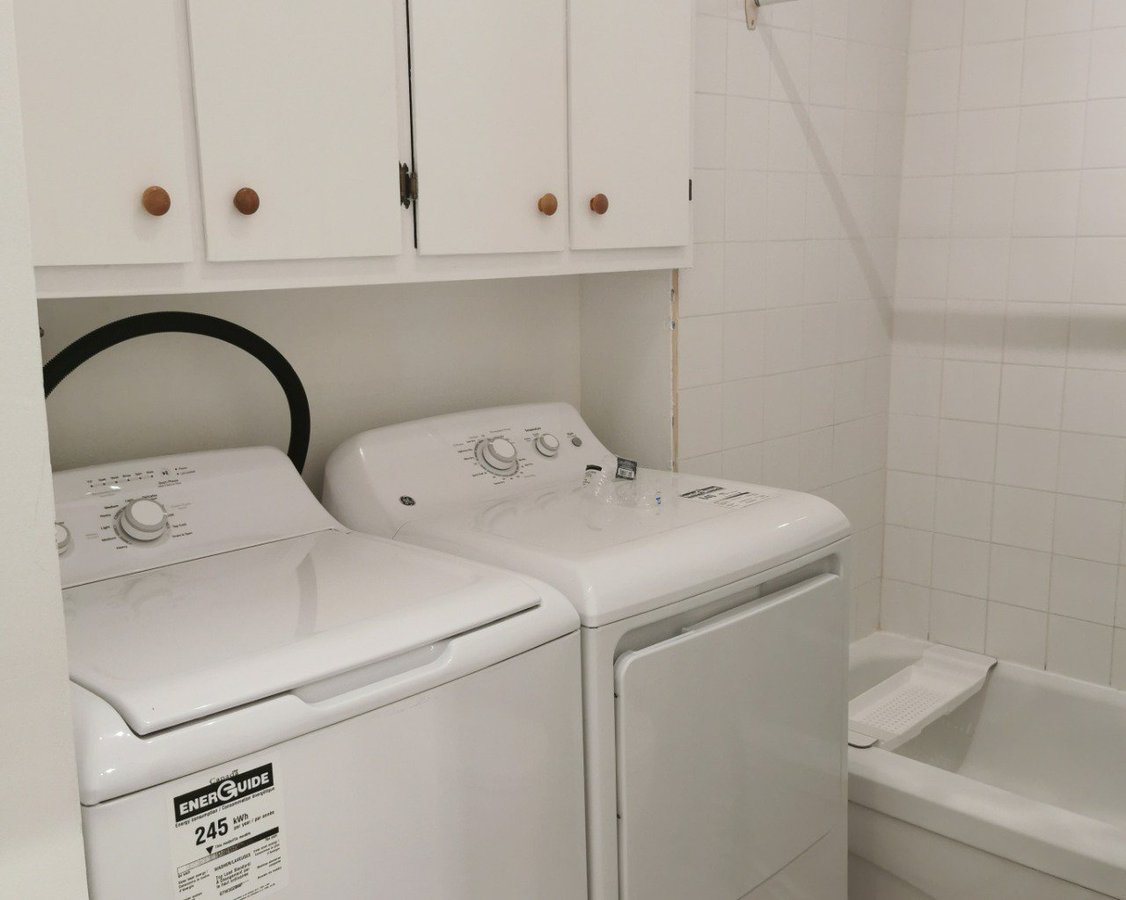 3 Bedroom Apartment Downtown Montreal - Photo 10