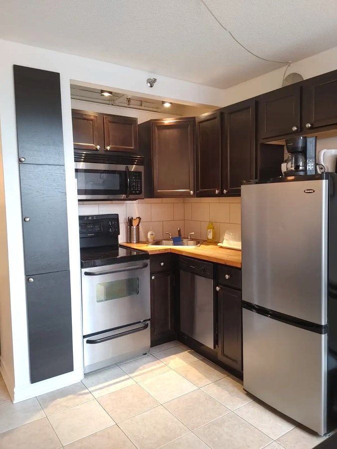 Furnished Studio,Downtown,A/C,Wifi & All Included - Photo 7