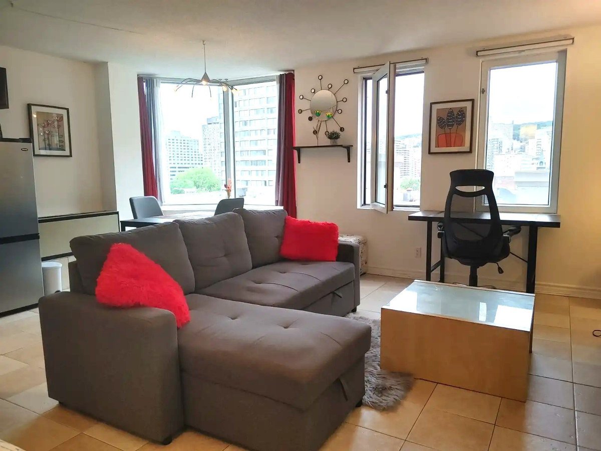 Furnished Studio,Downtown,A/C,Wifi & All Included - Photo 1