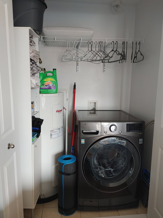 Furnished Studio, Downtown, A/C, All Incl. & WIFI - Photo 3