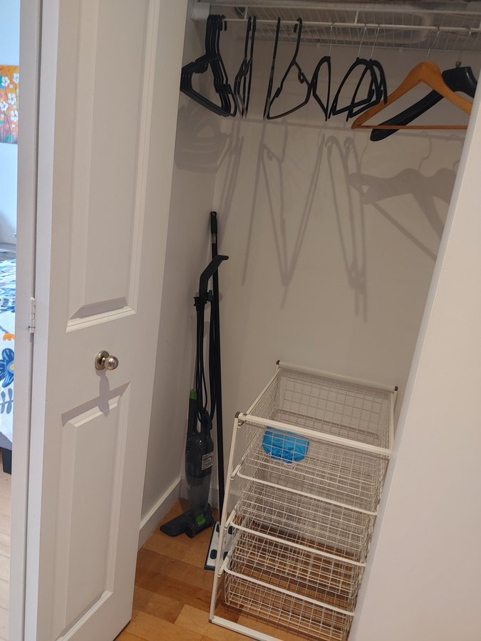 Furnished Studio, Downtown, A/C, All Incl. & WIFI - Photo 4