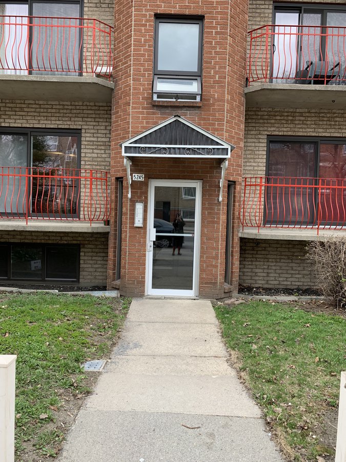 5245 Rue Saint-Hubert - Photo 2