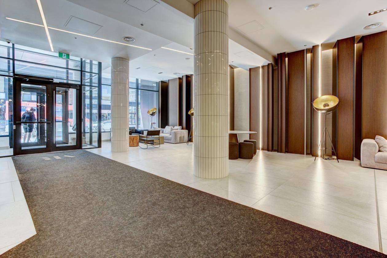 101 Rue Peel - Photo 2
