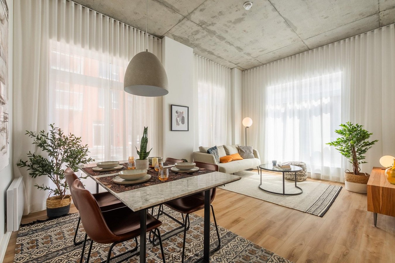 Montréal QC Lofts, Studios and Condos for Rent