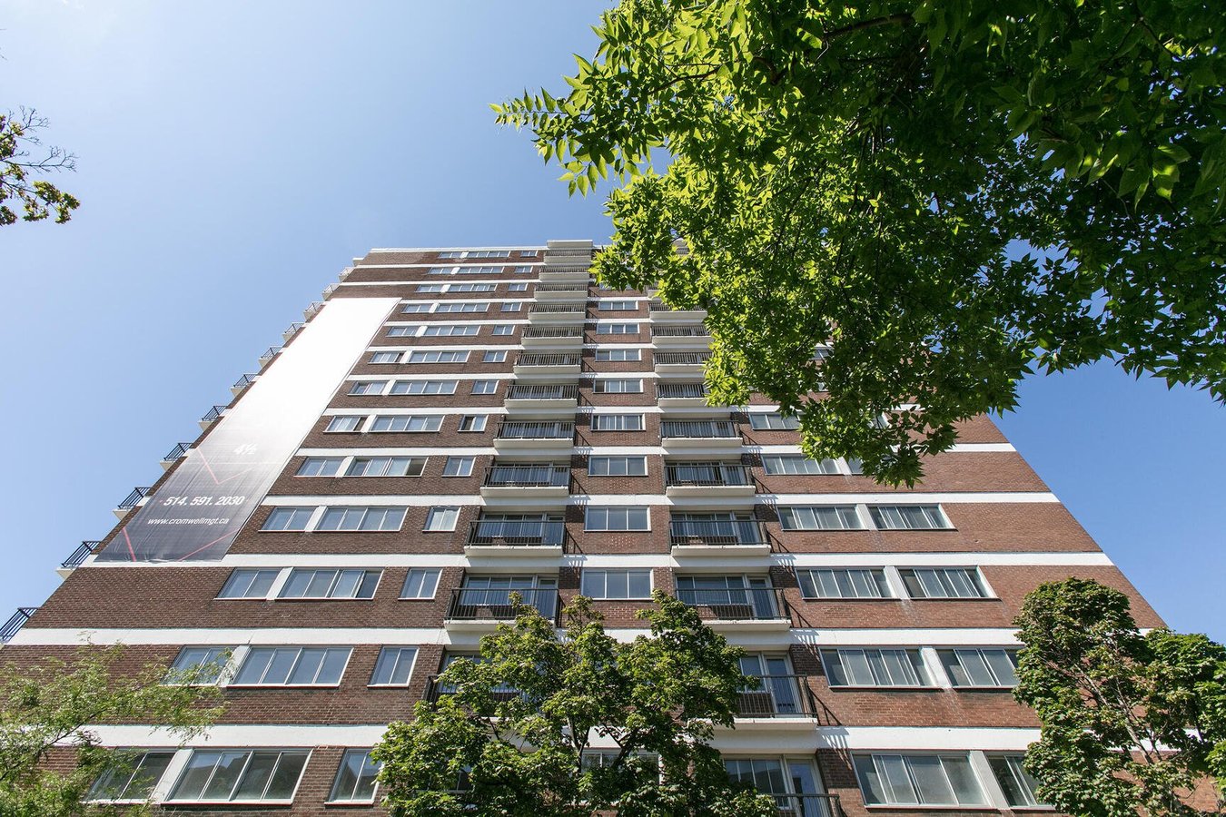 Louer.ca ) 3605 Rue SaintUrbain, Montréal QC for Rent