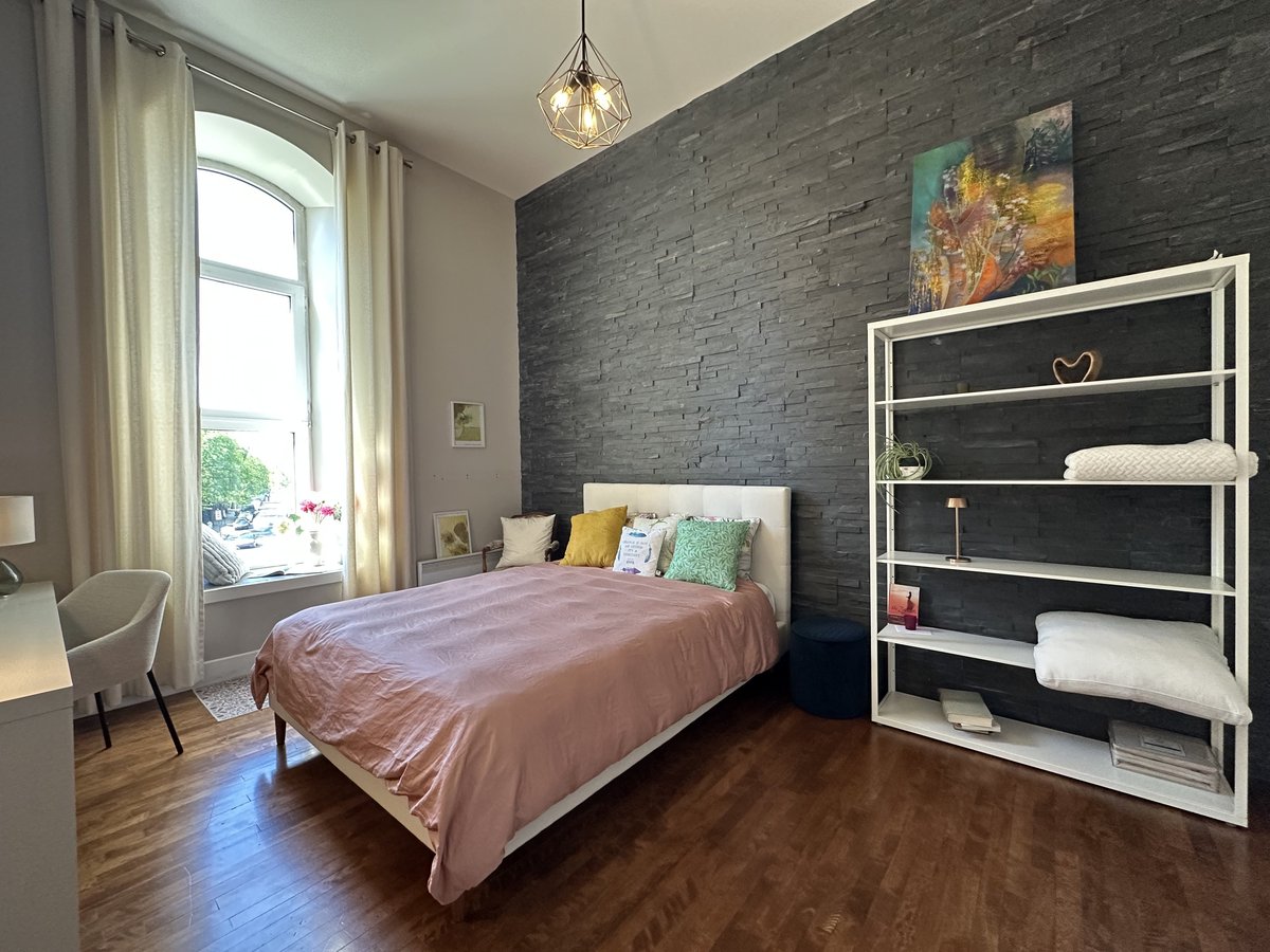 244 Rue Sherbrooke Est - Photo 1