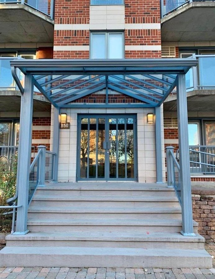 850 Rue Muir - Photo 1
