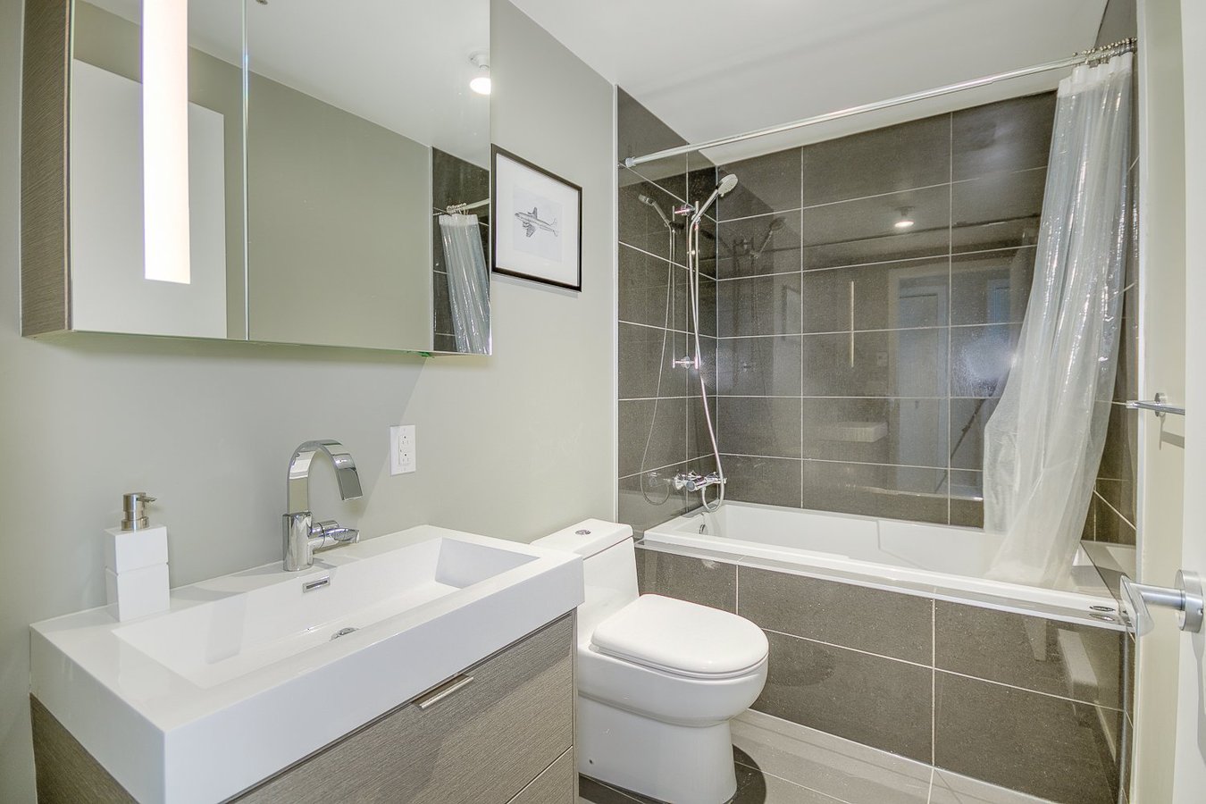235 Rue Peel - Photo 7
