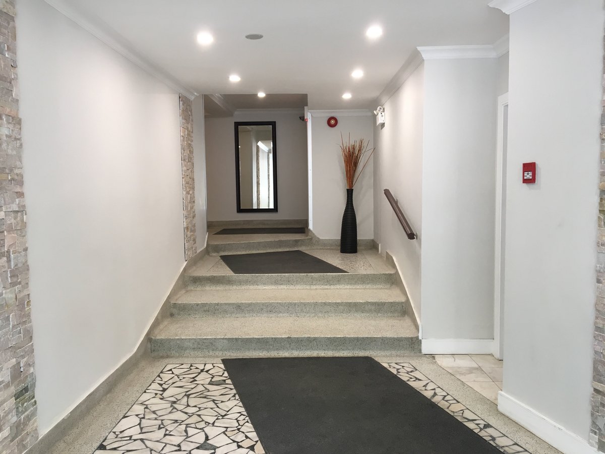 2610 Avenue Kent - Photo 3