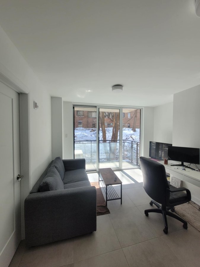 6250 Avenue Lennox - Photo 1