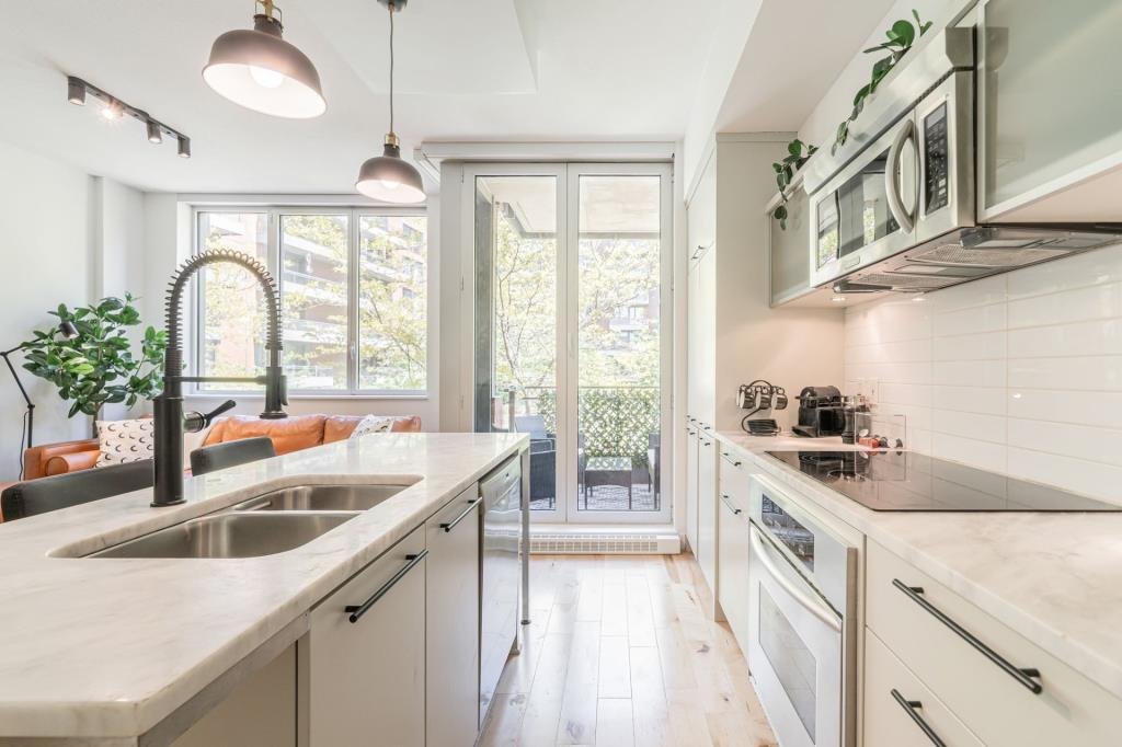 363 Rue Saint-Hubert - Photo 1