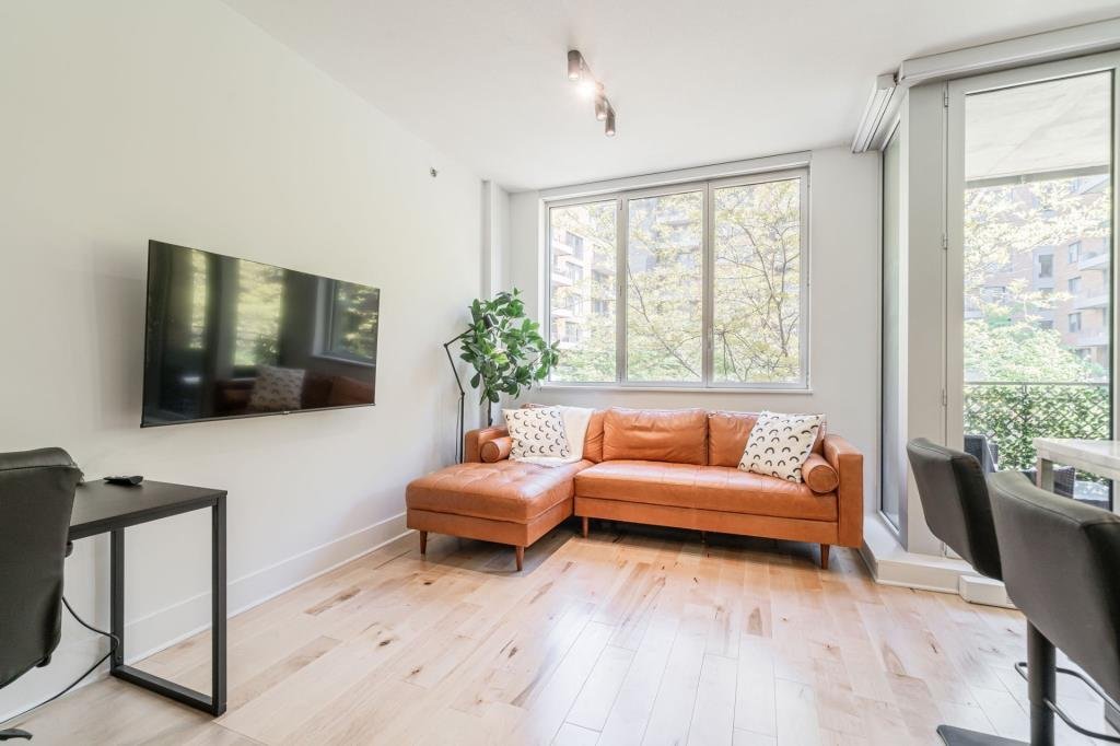 363 Rue Saint-Hubert - Photo 8
