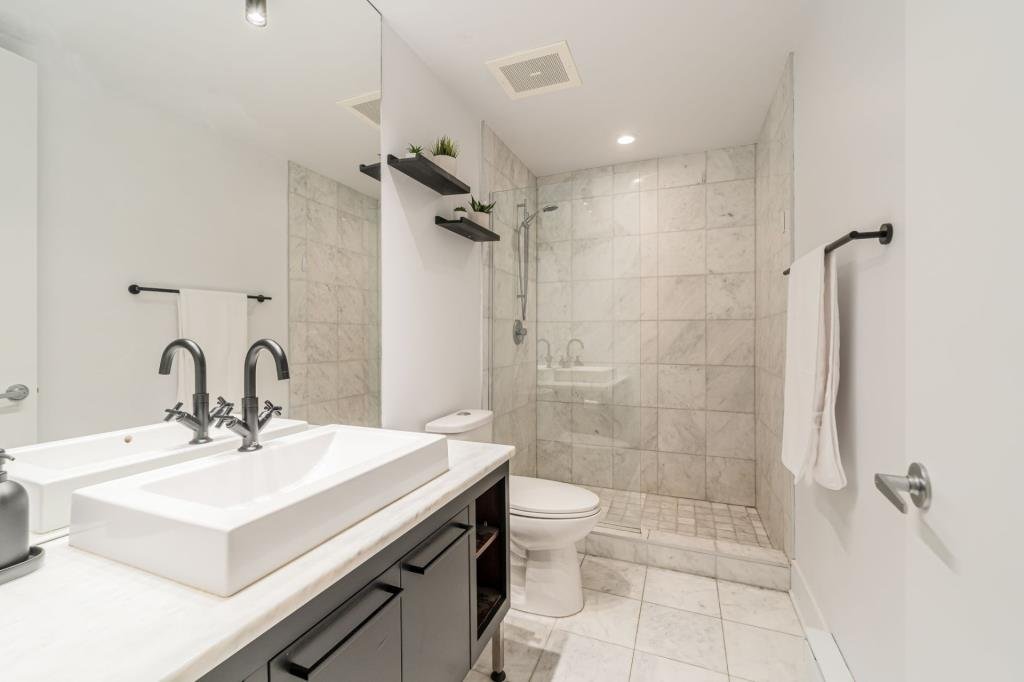 363 Rue Saint-Hubert - Photo 13