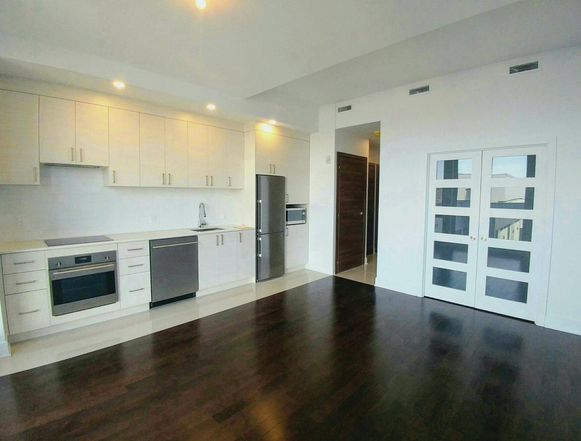 775 Plymouth Avenue - Photo 11