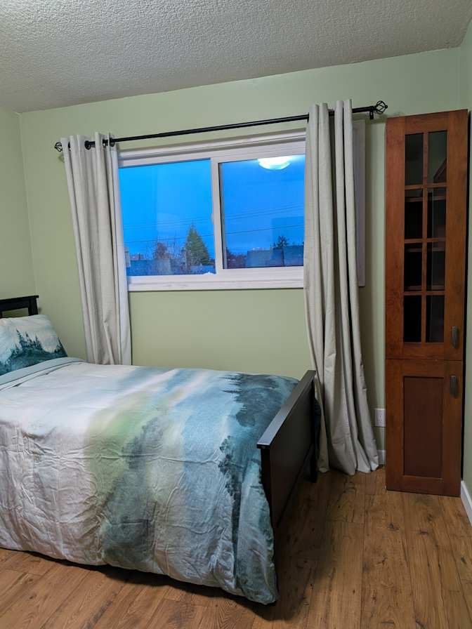 Central Nanaimo - Photo 2