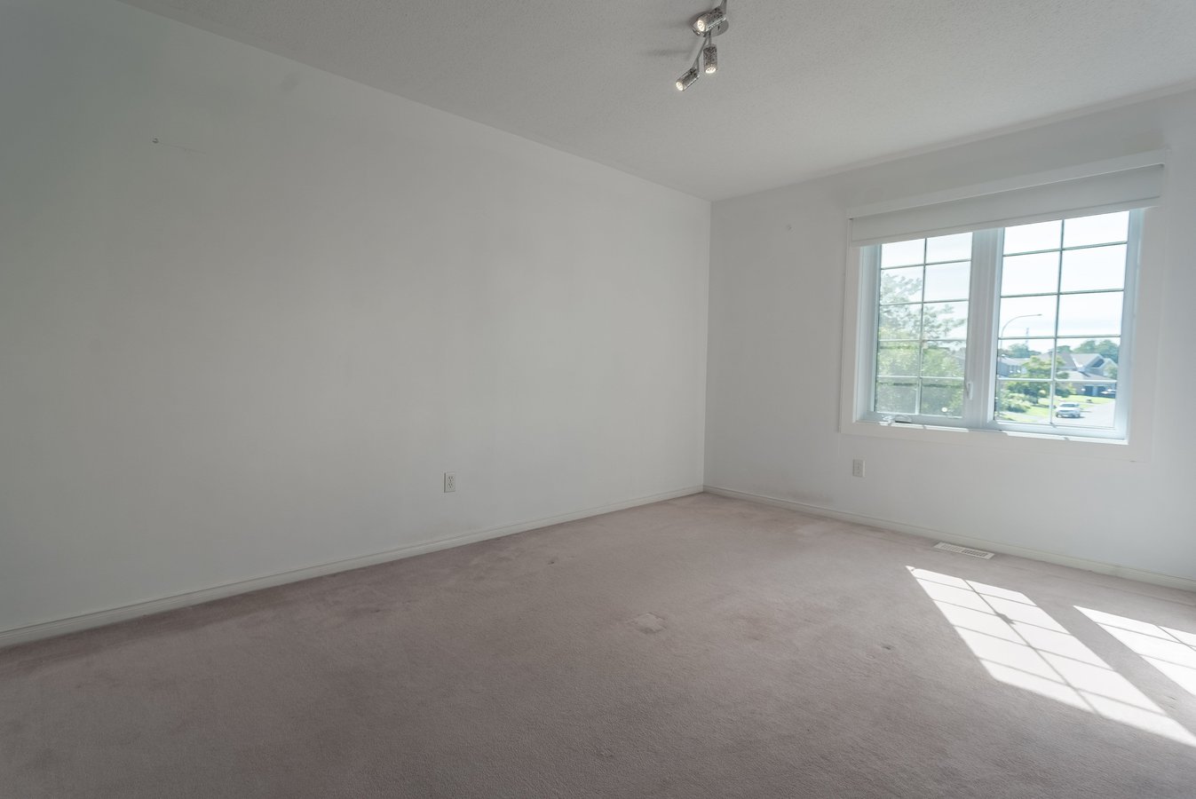 28 Chartwell Avenue - Photo 42