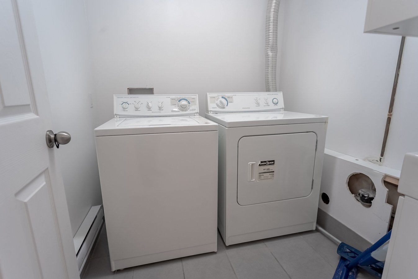 28 Chartwell Avenue - Photo 48