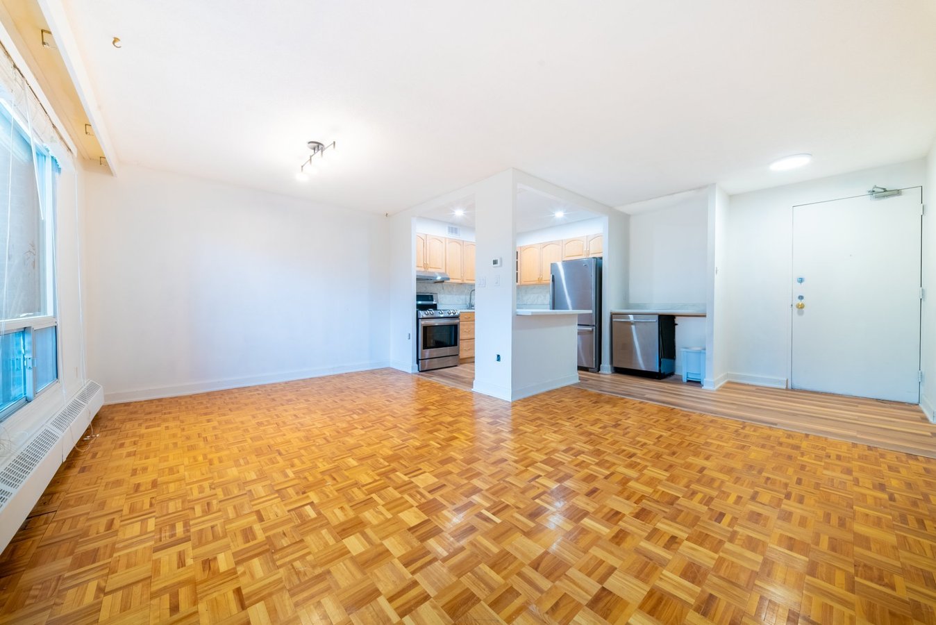 20 Chesterton Drive - Photo 2
