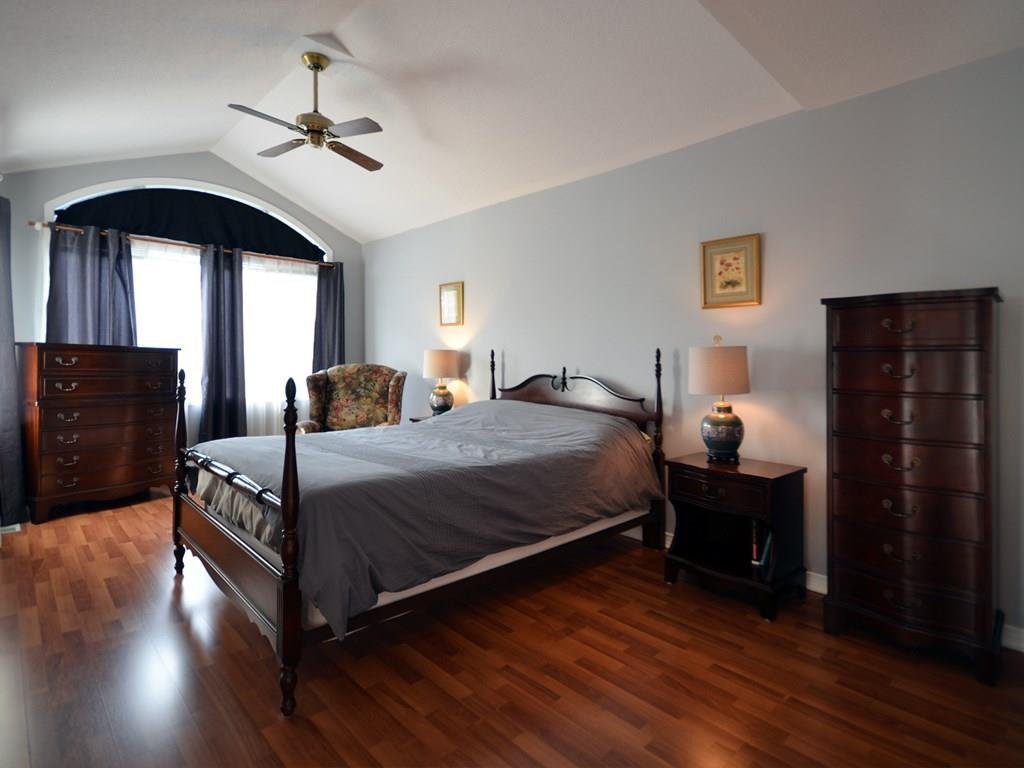 102 Thornbury Crescent - Photo 6