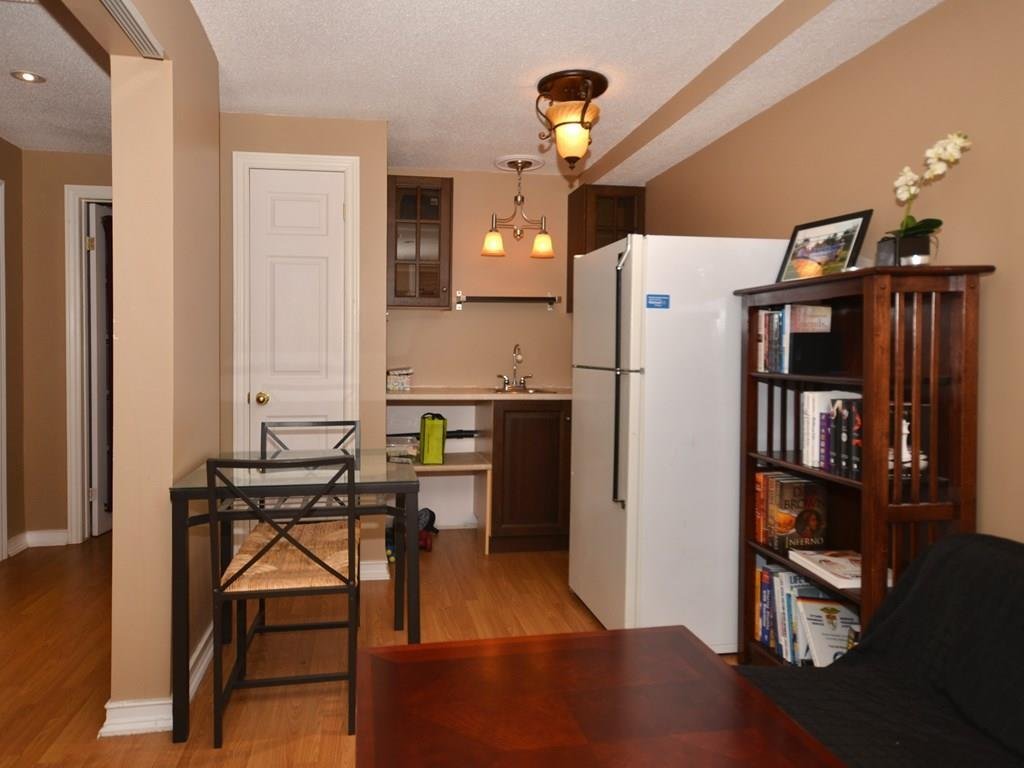 102 Thornbury Crescent - Photo 12
