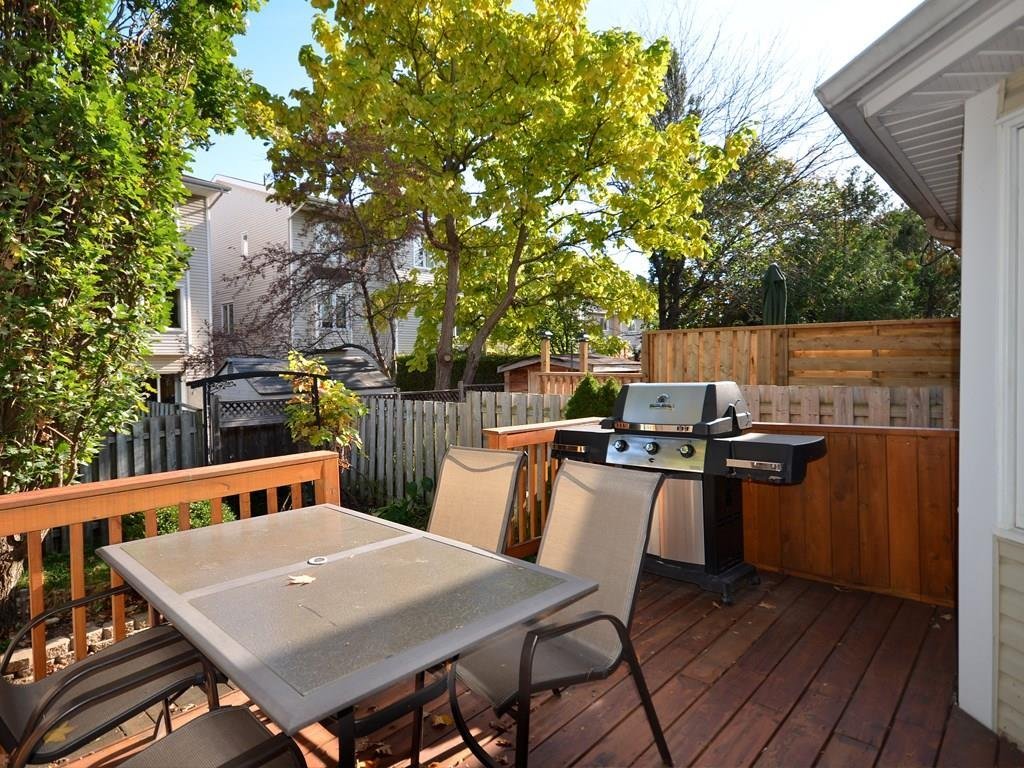102 Thornbury Crescent - Photo 14