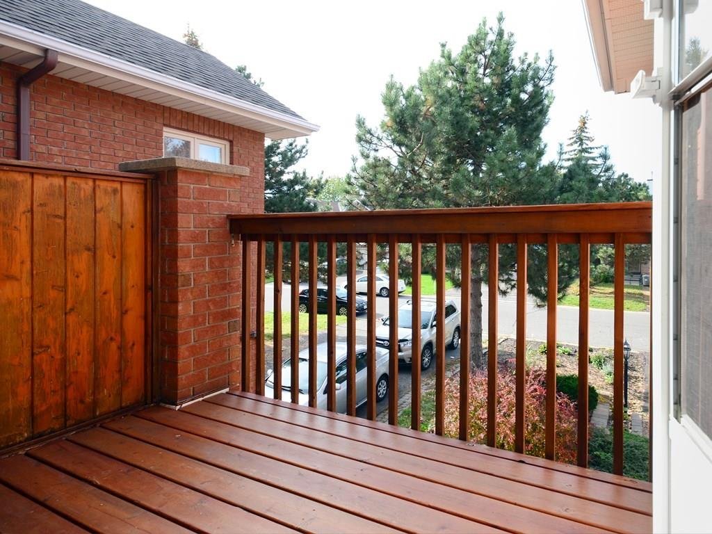 102 Thornbury Crescent - Photo 9