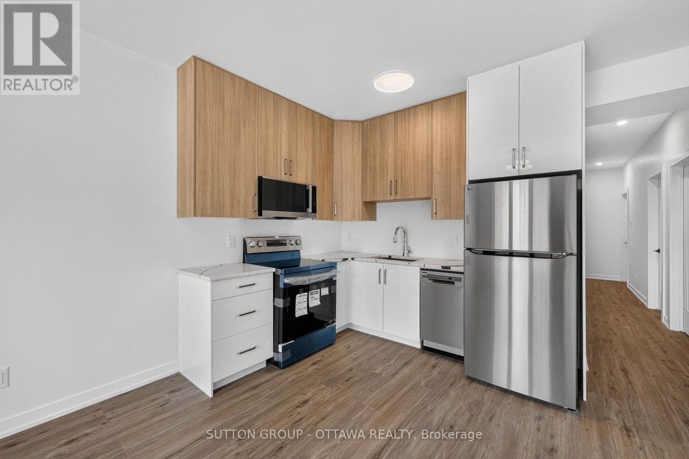 994 Woodroffe Avenue - Photo 11