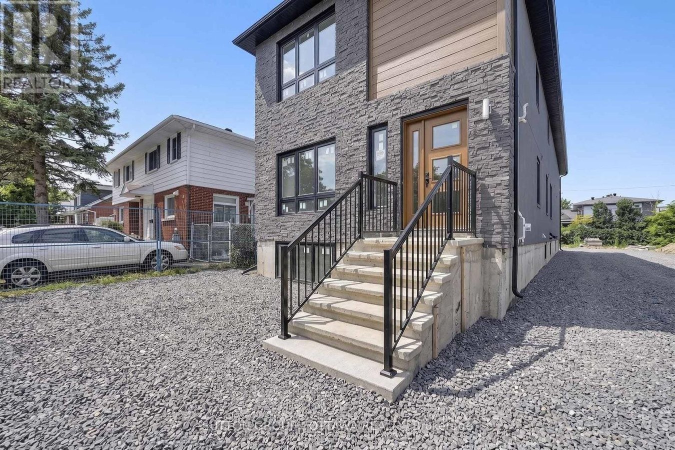 994 Woodroffe Avenue - Photo 13