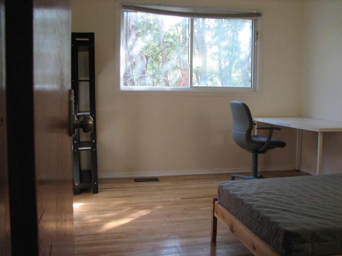 1023 Meadowlands Drive - Photo 1