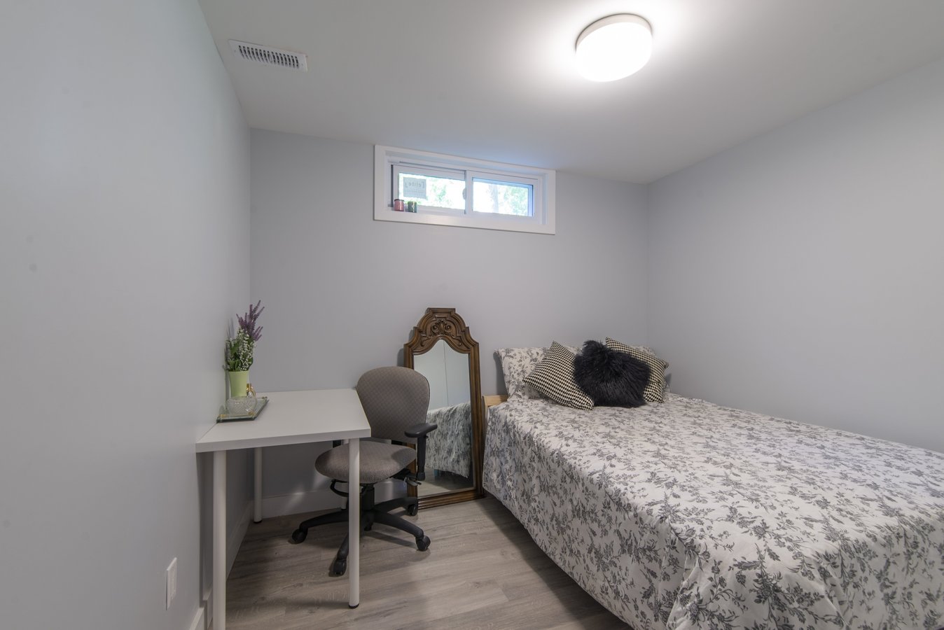 1057 Falaise Road - Photo 8
