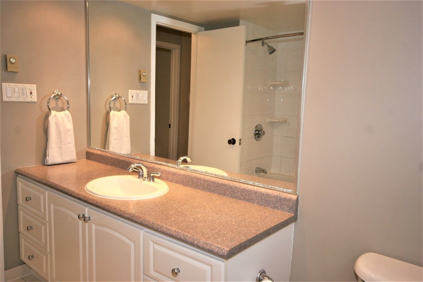 130 Withrow Avenue - Photo 10