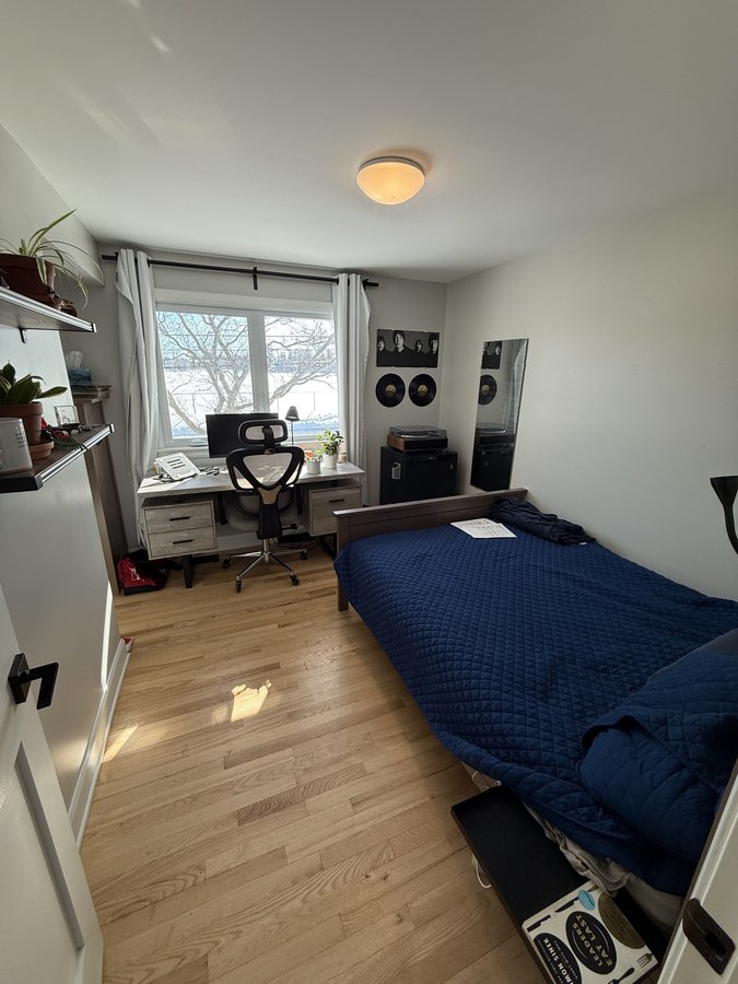 1085 Dynes Road - Photo 4