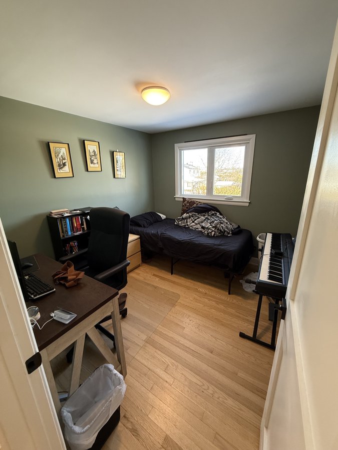 1085 Dynes Road - Photo 3