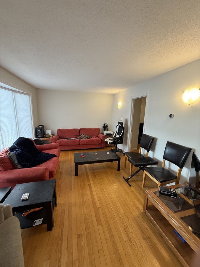 1085 Dynes Road - Photo 10