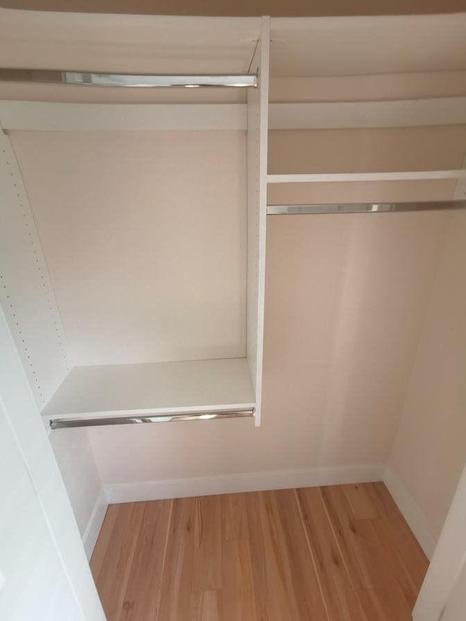 Queensborough - Photo 1