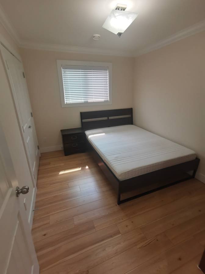 Queensborough - Photo 3