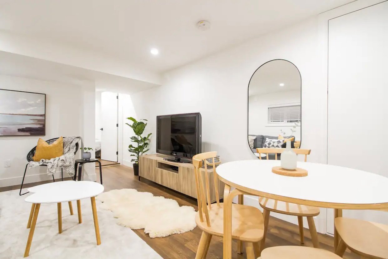 1600 Hamilton Street - Photo 2