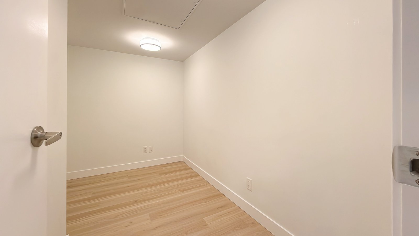 908 Quayside Drive - Photo 6